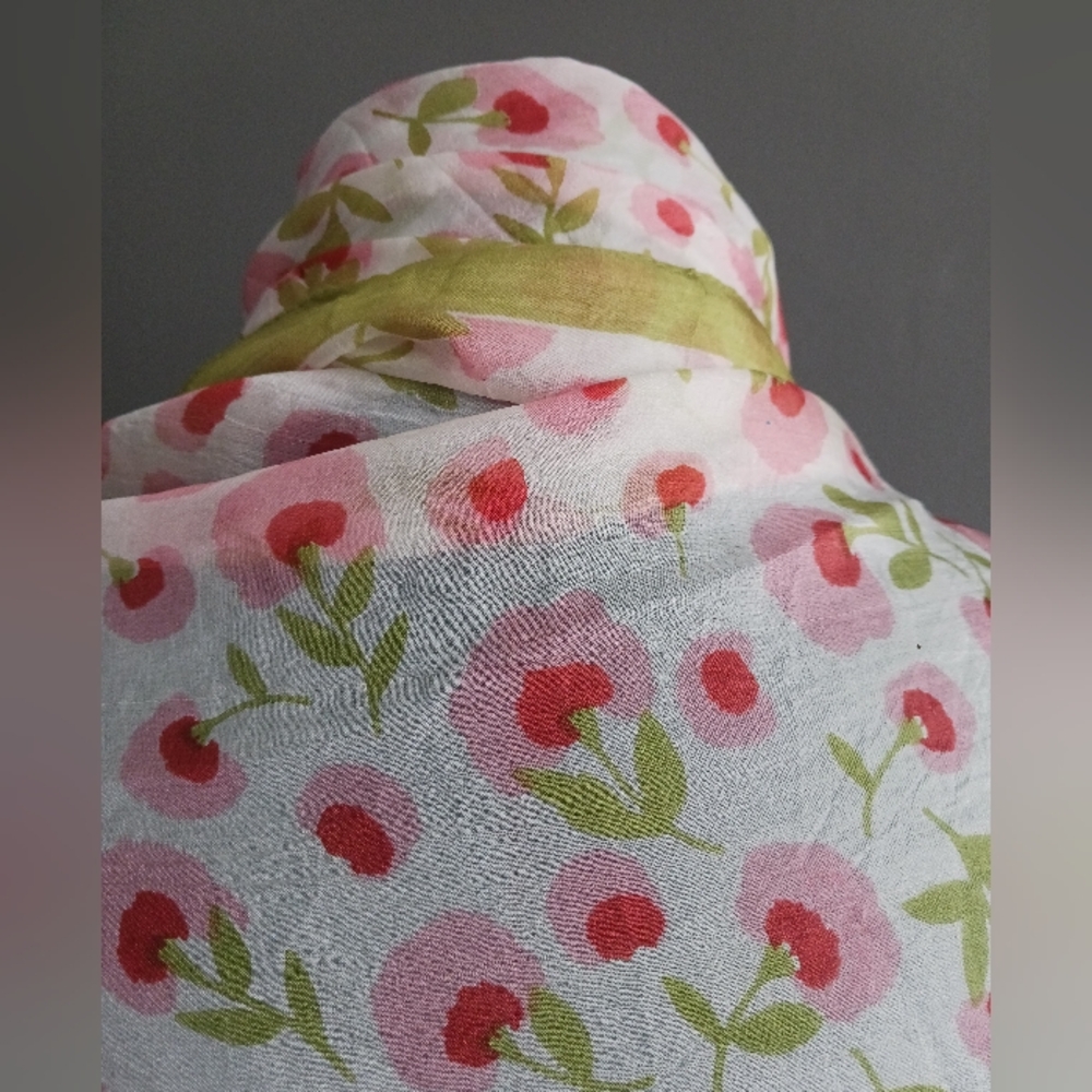 NWT Monopr8x Silk Wrap, Scarf Size 40" x 64" - Picture 5 of 8